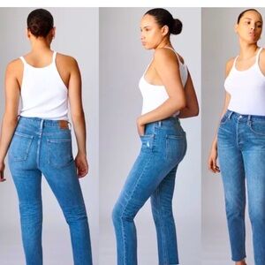 DENIM FORUM The Yoko High Rise Slim.  Size 25